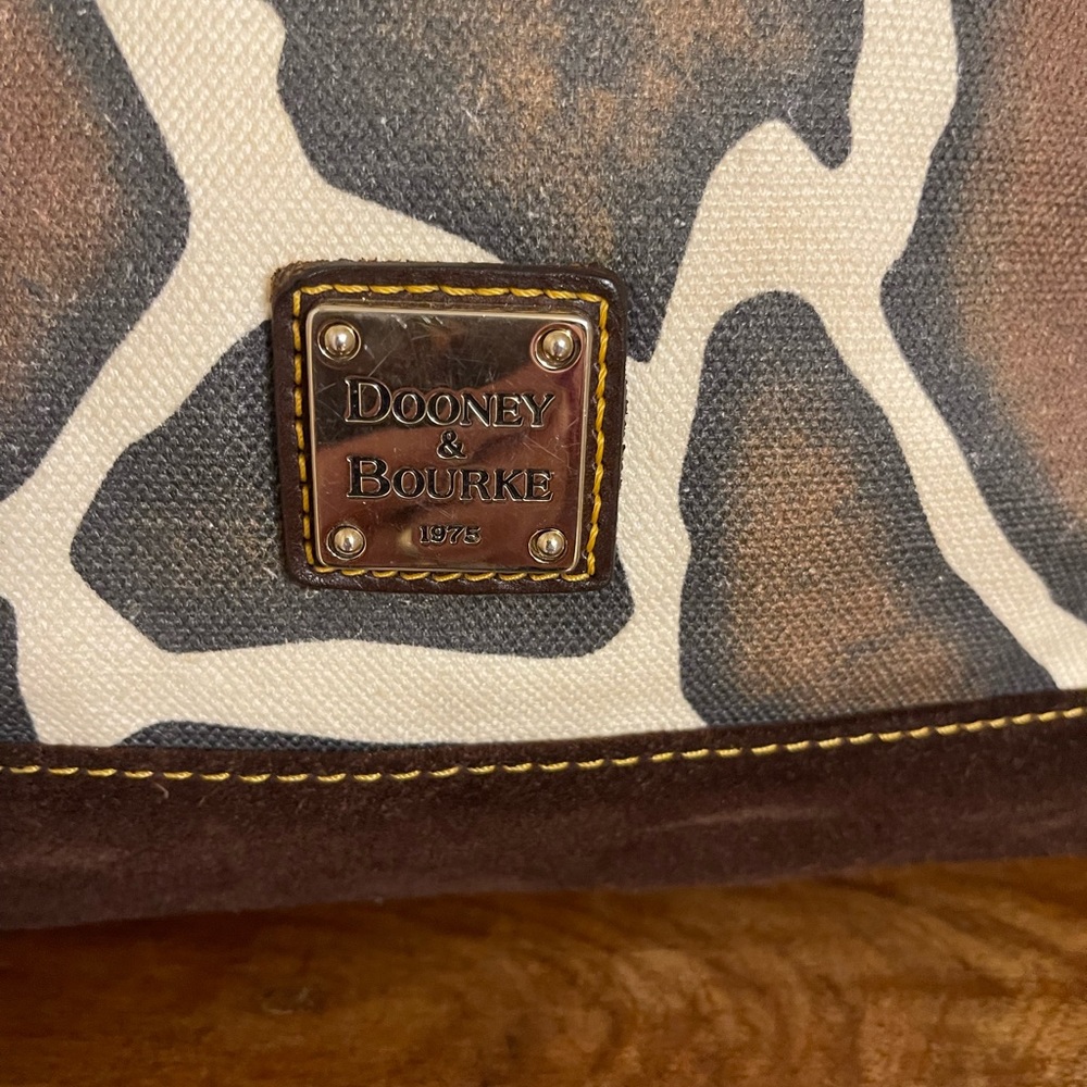 Giraffe Print Dooney! - Picture 3 of 6